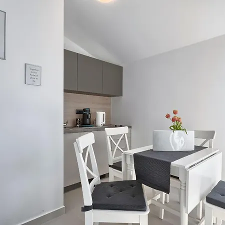 Appartement La Mer-3 By Interhome *